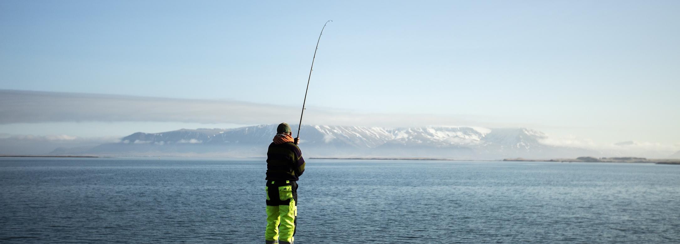 Fishing for icelandic cod © James Morgan for MSC